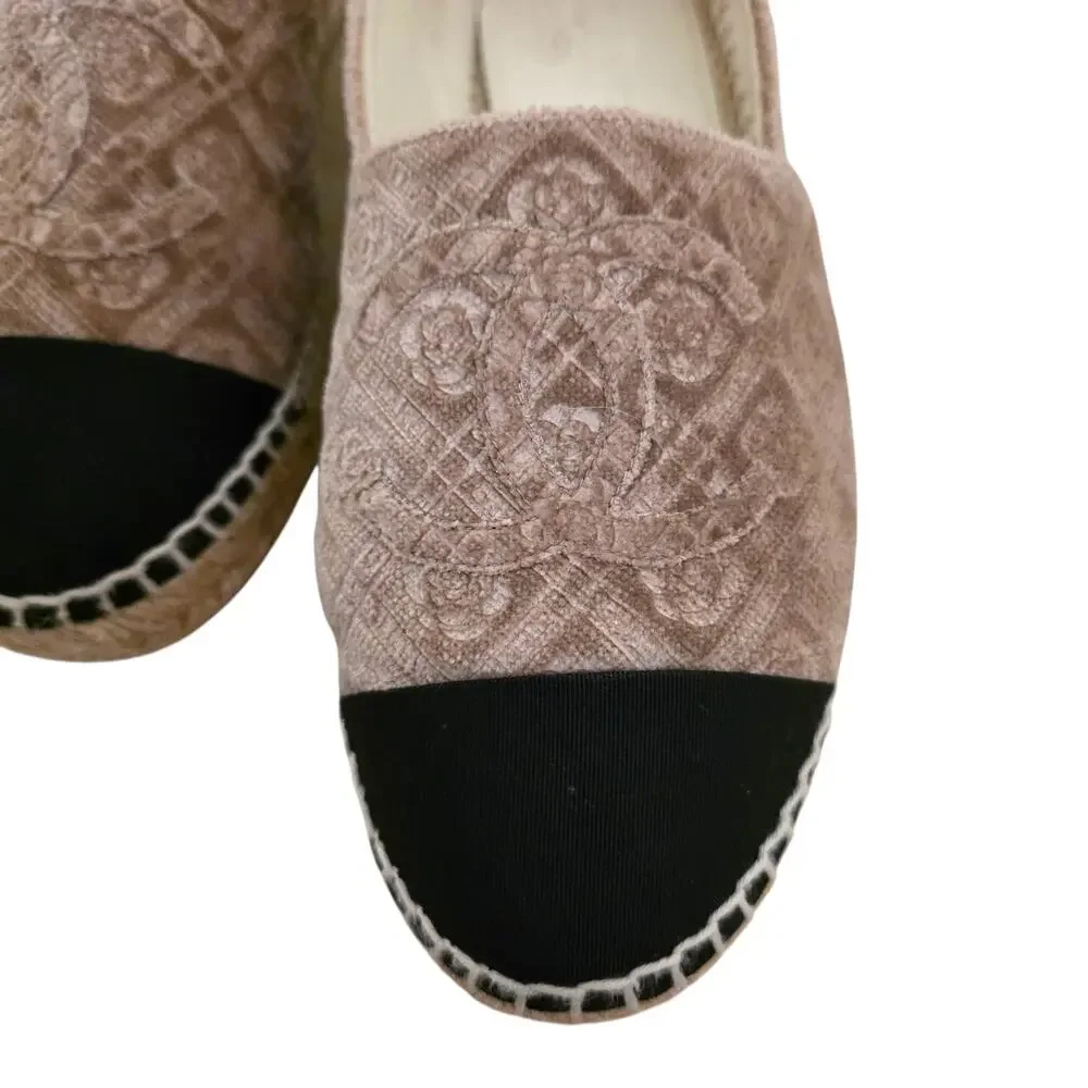 CHANEL authentic espadrilles